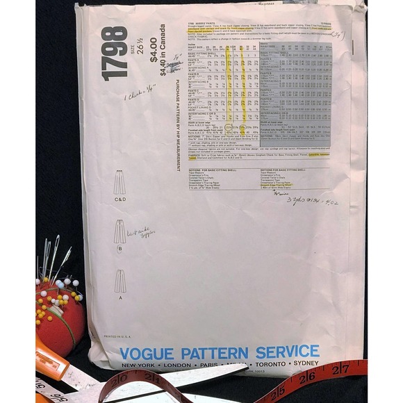 Vogue Pattern 1798 Measure-Free Gingham Fitting Shell Pants On-Trend Style - Picture 6 of 10